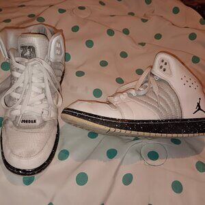 Jordan's 1 Flight 4 Prem BG Sneakers